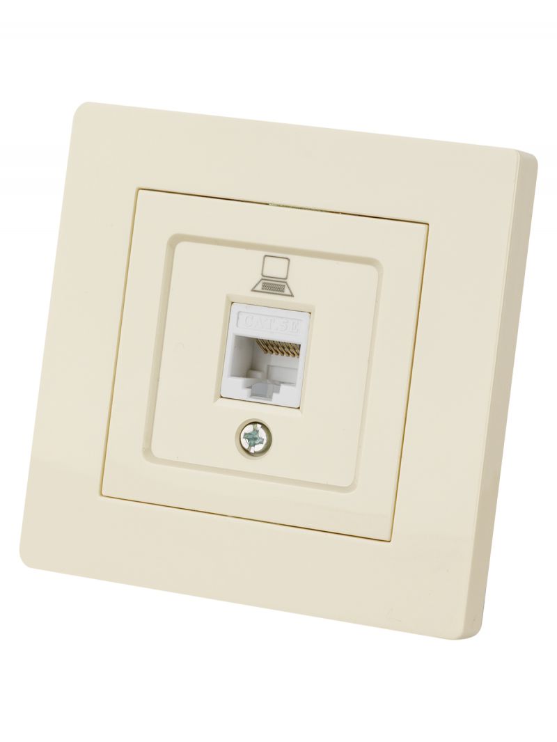 Розетка компьютерная RJ45 сл. кость 