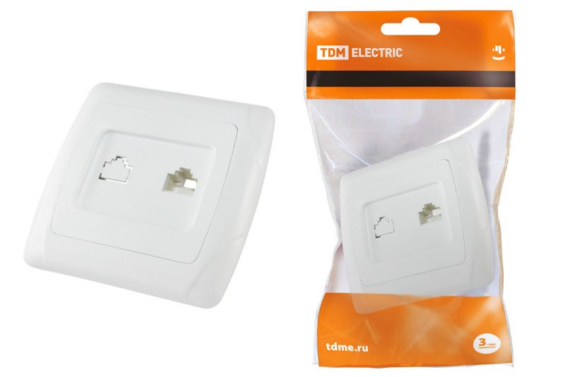 Розетка компьютерная RJ45  белая 